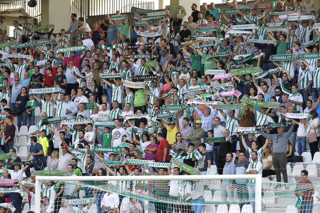 Las imágenes de la grada en el Córdoba CF-Sevilla Atlético