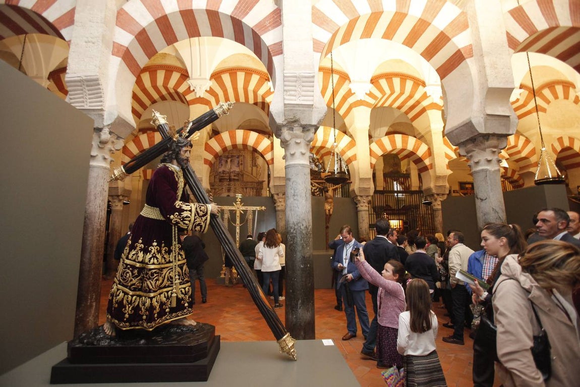 La exposición de la Vera-Cruz, en imágenes