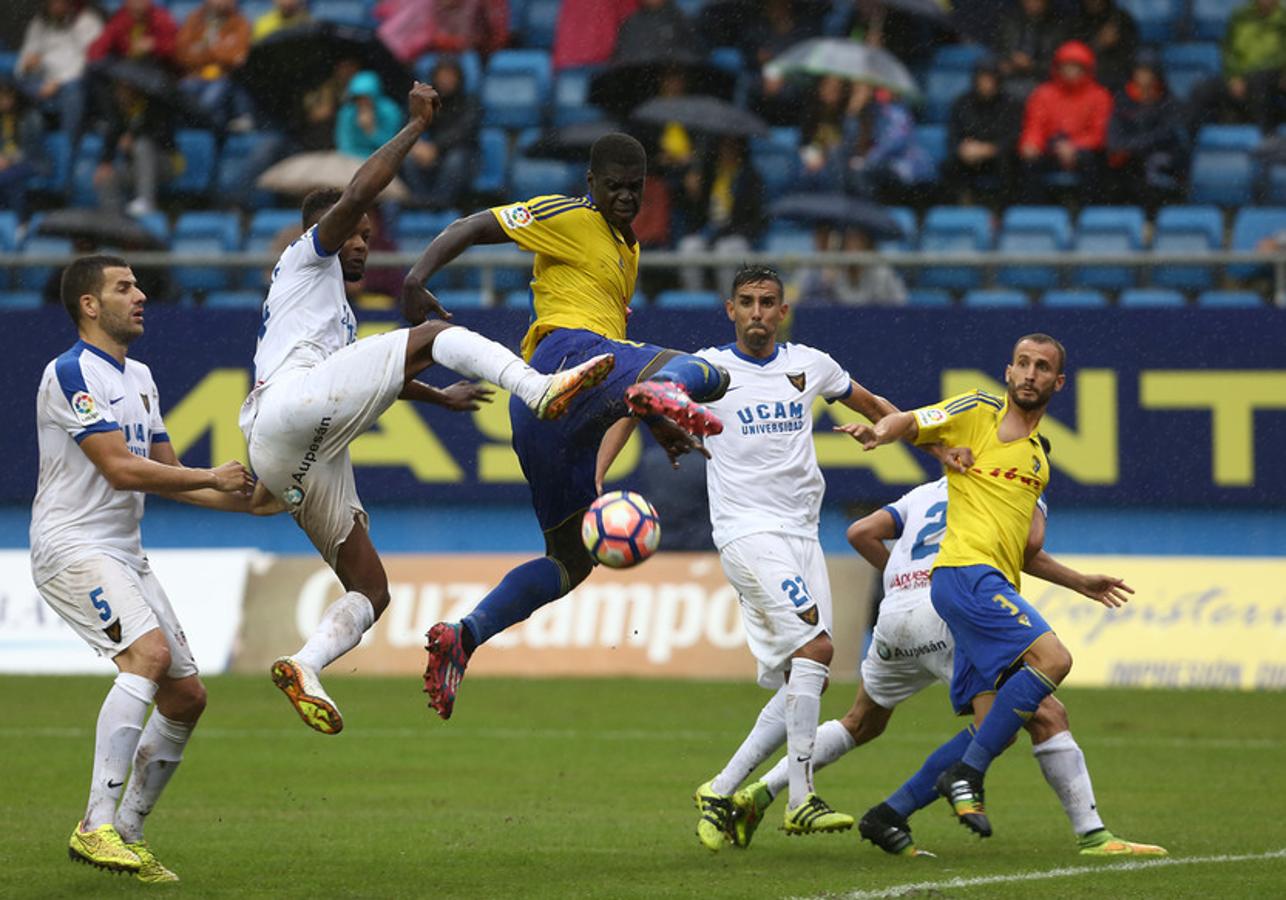 Las imágenes Cádiz CF-Ucam Murcia