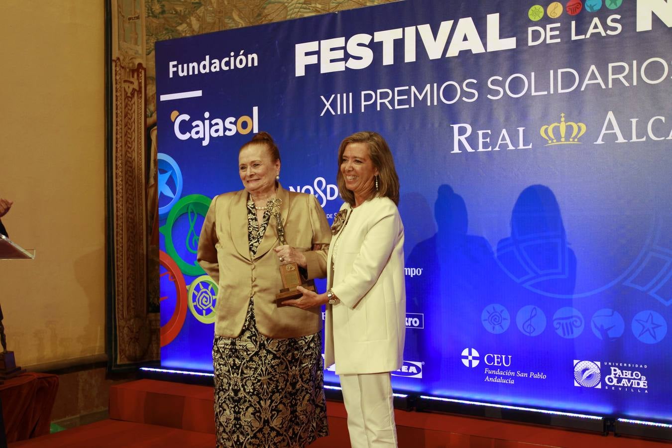 El Festival de las Naciones entrega sus XIII Premios Solidarios