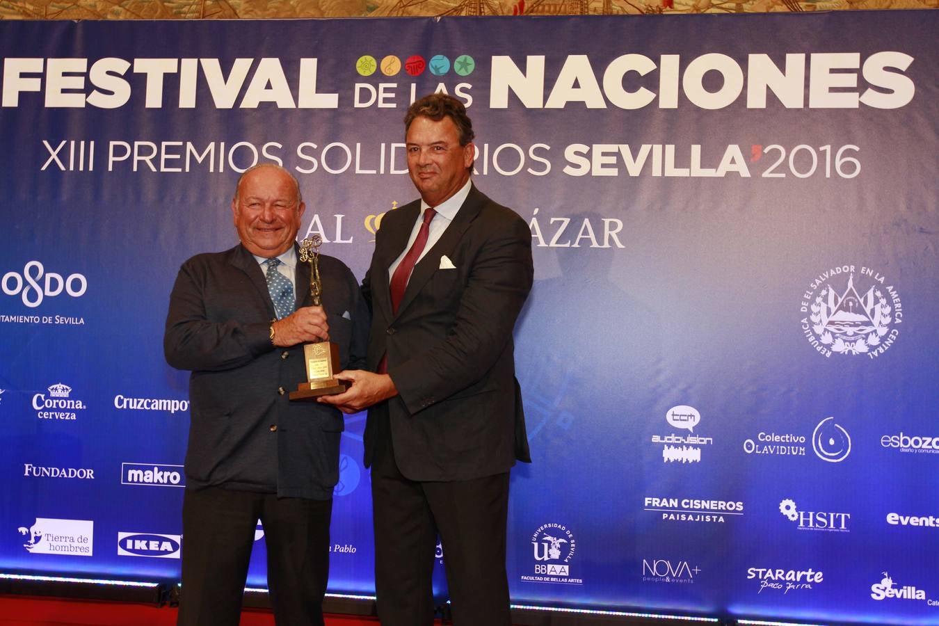 El Festival de las Naciones entrega sus XIII Premios Solidarios