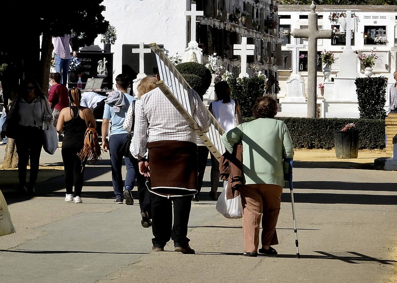 El Día de Todos los Santos todavía resiste a Halloween