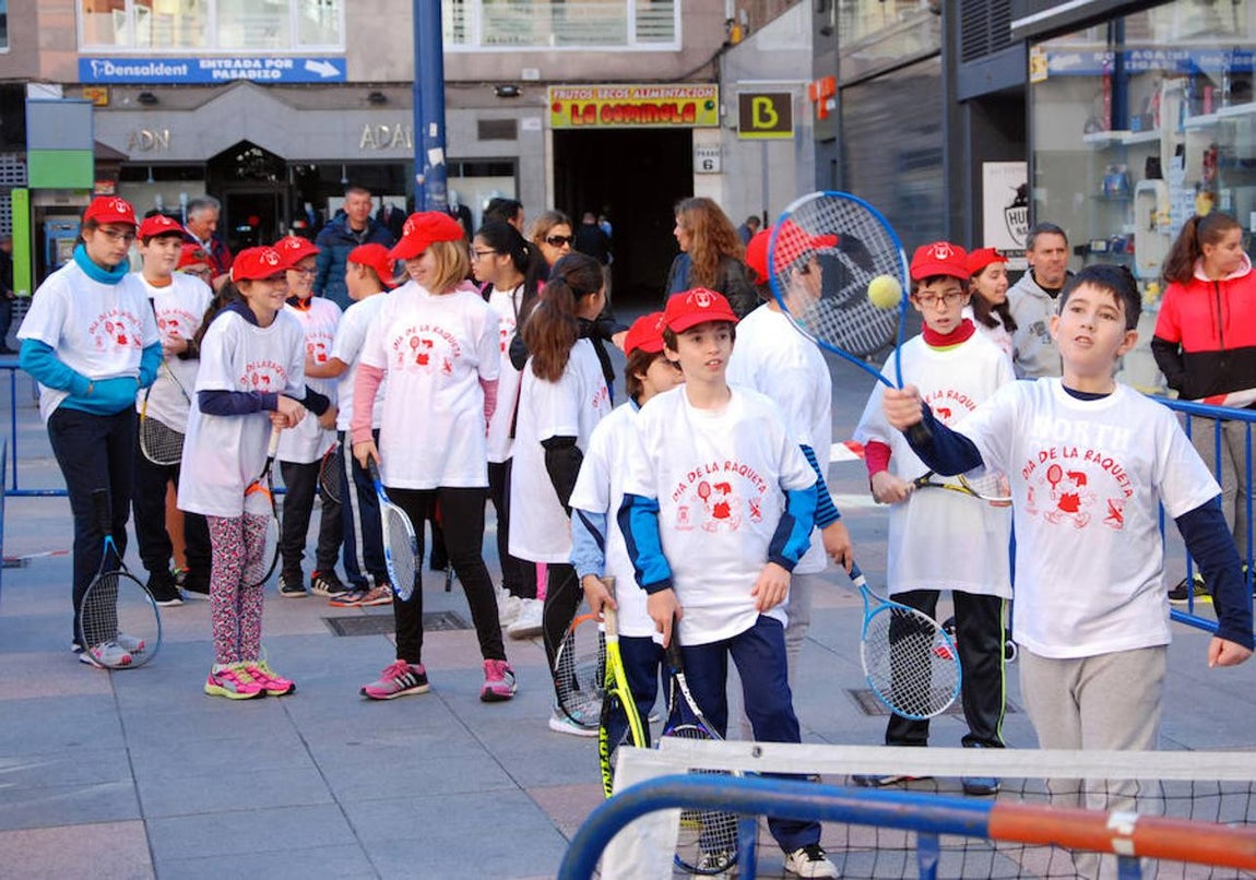 Más de 600 niños de toda la región en la XIV edición del Día de la Raqueta de Talavera