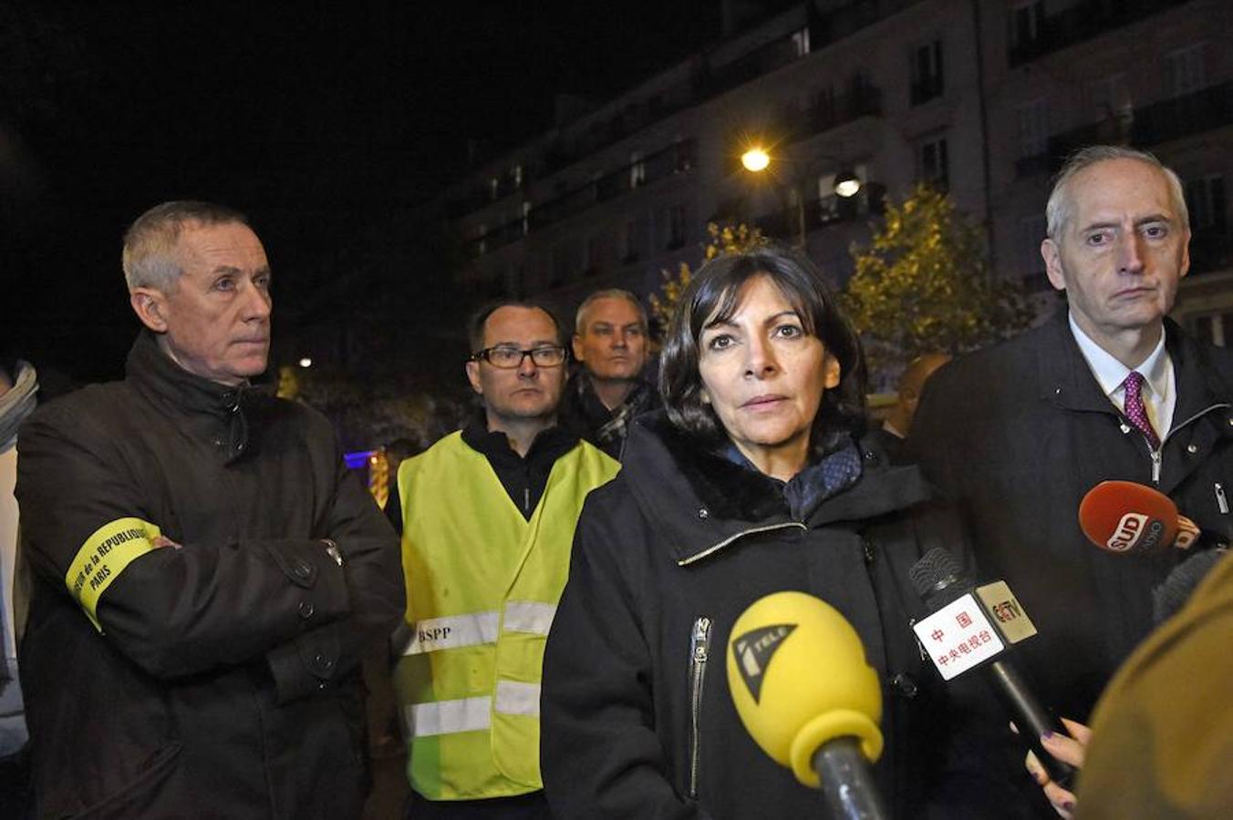 La alcaldesa de París, Anne Hidalgo, la noche del 13 de noviembre de 2015. 