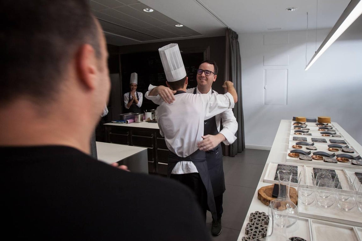 En imágenes, la celebración de Paco Morales y su equipo en Noor