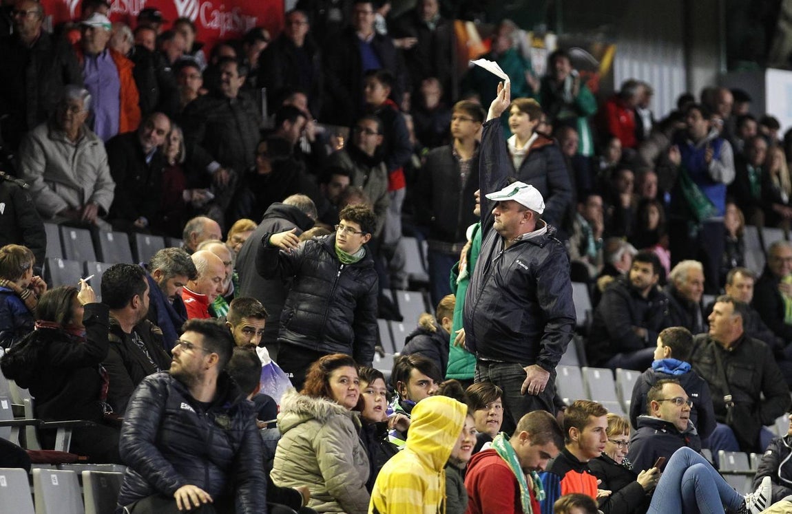 El partido Córdoba-Getafe, en imágenes