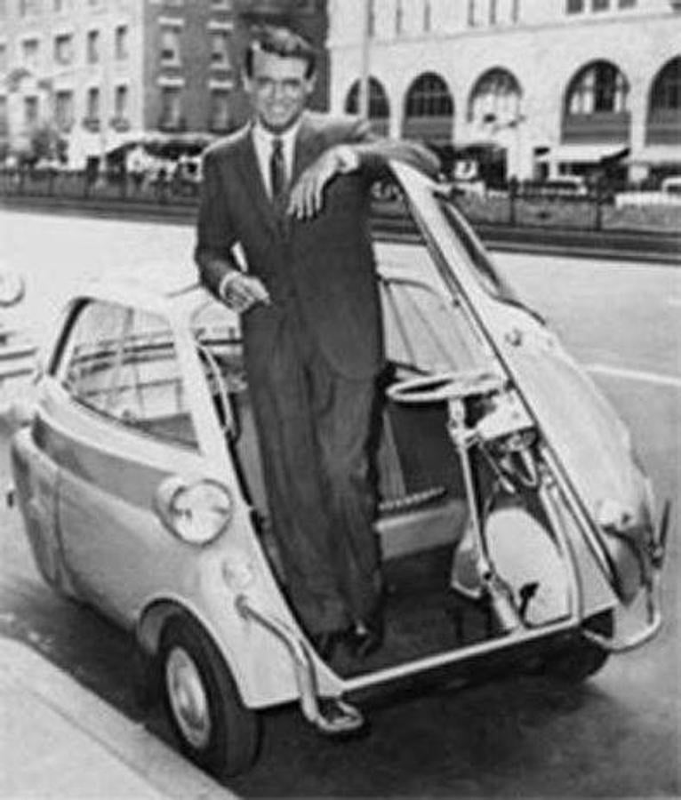 Está considerado como uno de los mejores intérpretes de la época dorada de Hollywood.. 