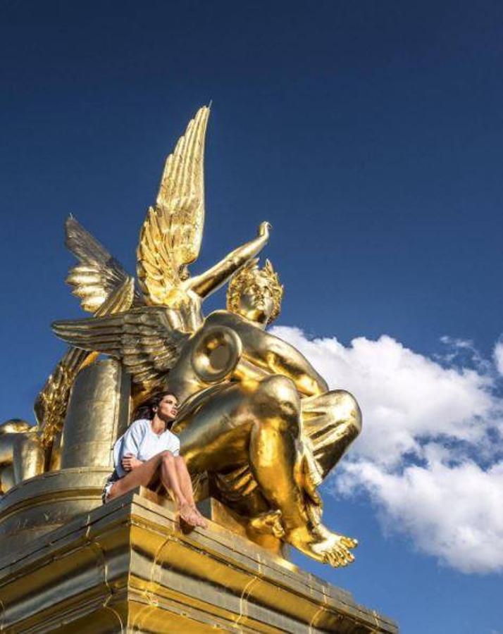 En la actualidad, la compañía produce 1 por ciento de la lencería femenina del mundo y es, por lo tanto, el mayor productor de ropa interior para mujeres en función del volumen de producción, según un informe de Frost &amp; Sullivan de 2014. 