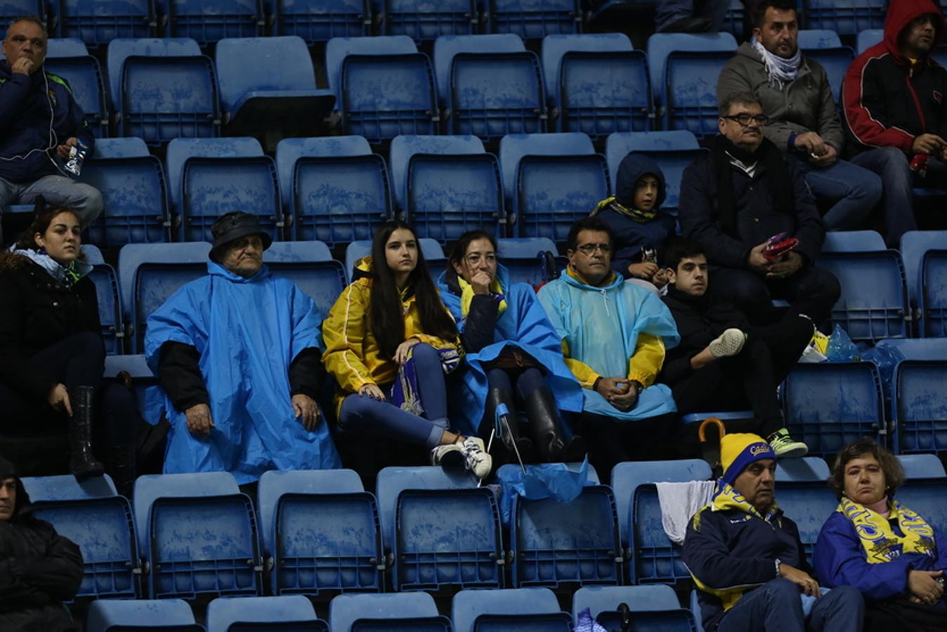 Las imágenes del Cádiz CF- Real Zaragoza