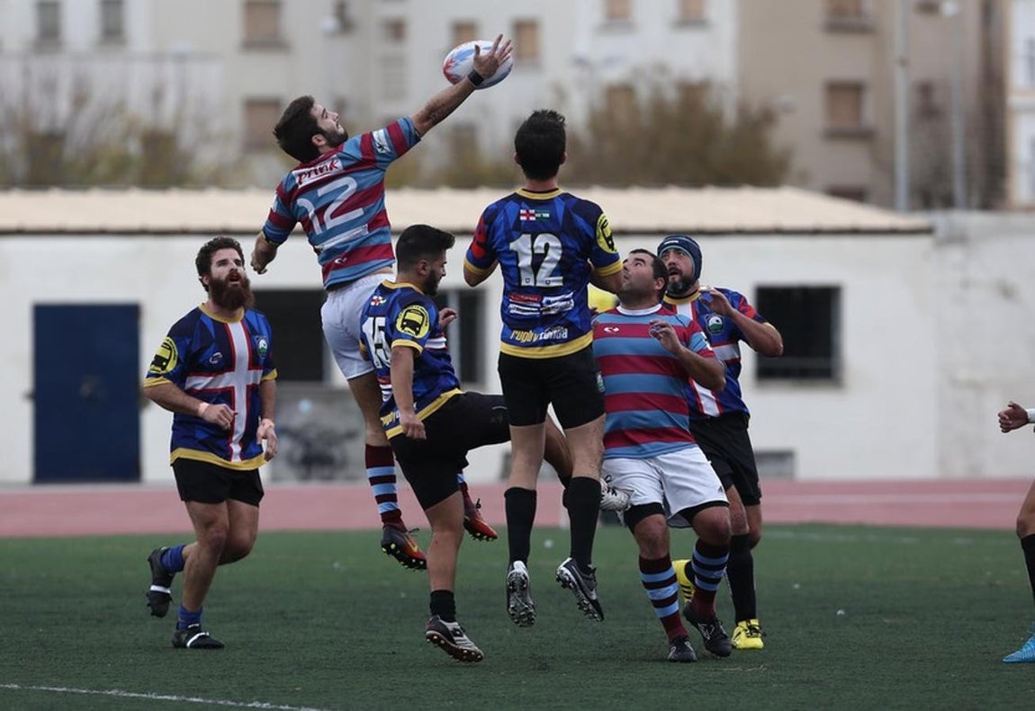 El Club de Rugby Cádiz CF vence al UR Almería