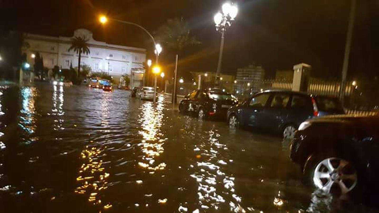 Los efectos de la intensa lluvia en Cádiz