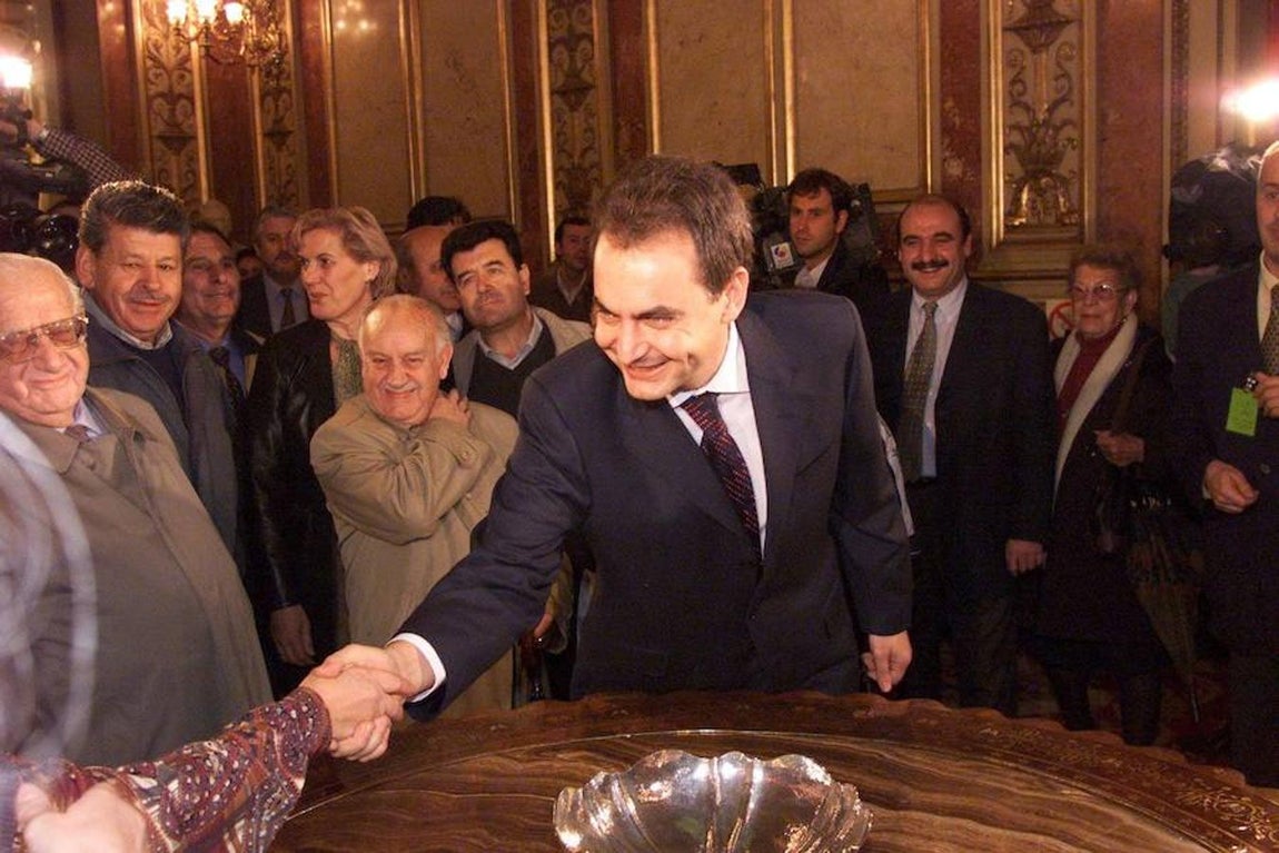 José Luis Rodríguez Zapatero en la celebración del Día de la Constitución del año 2000. 