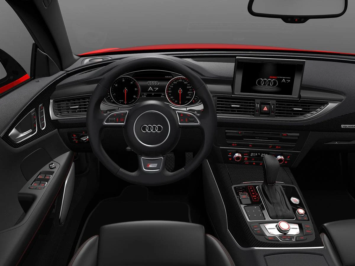 Vista del puesto de conducción del Audi A7 Sportback competition. Anuncia 6,3 l/100 km, que son 2 más de media en la práctica