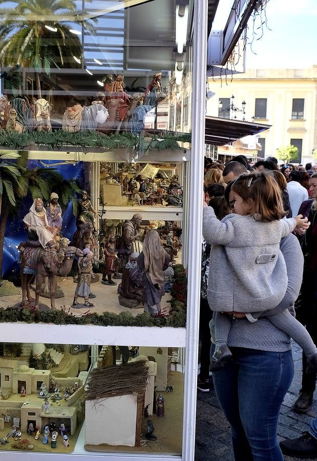 El buen tiempo atrae a los visitantes a Sevilla por el puente de la Inmaculada