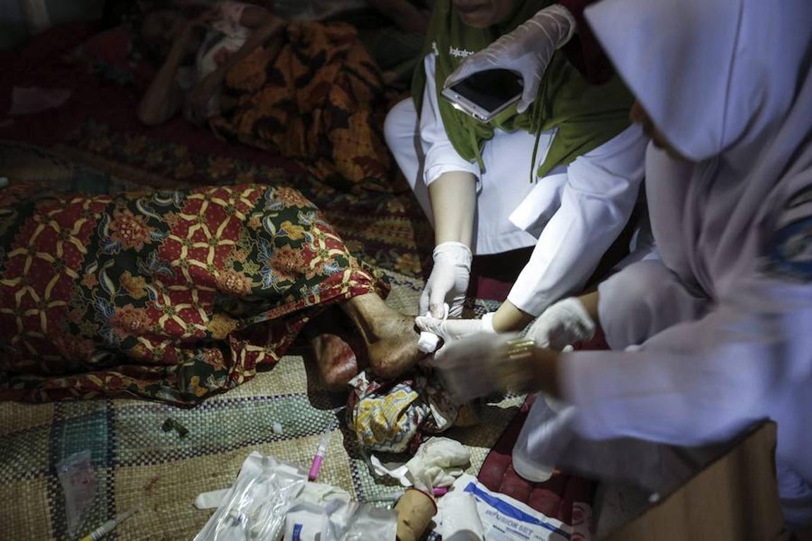 Los destrozos que ha causado en Indonesia el terremoto de 6,5