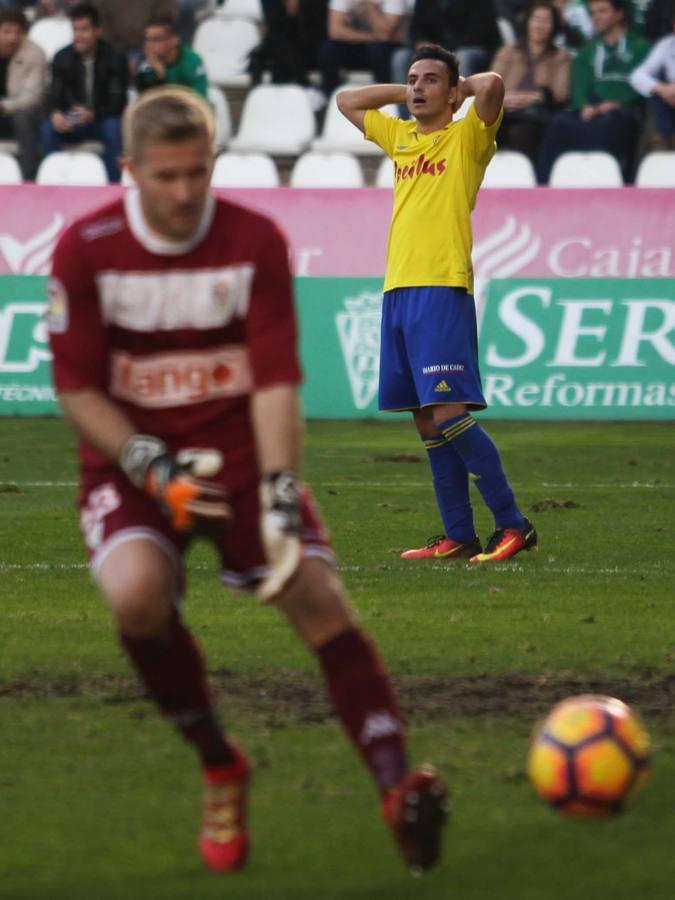 El partido del Cádiz CF frente al Córdoba en imágenes