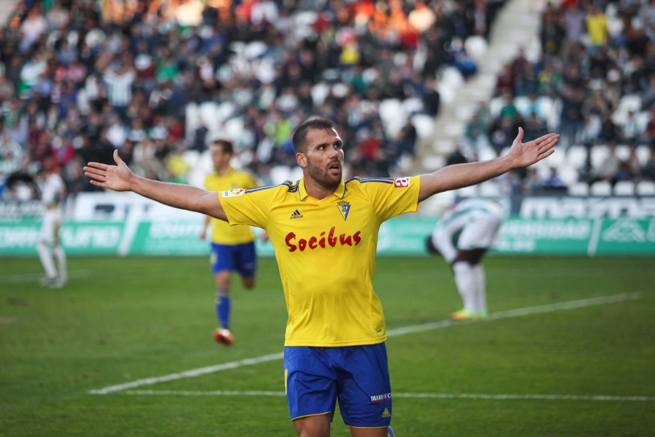 El partido del Cádiz CF frente al Córdoba en imágenes