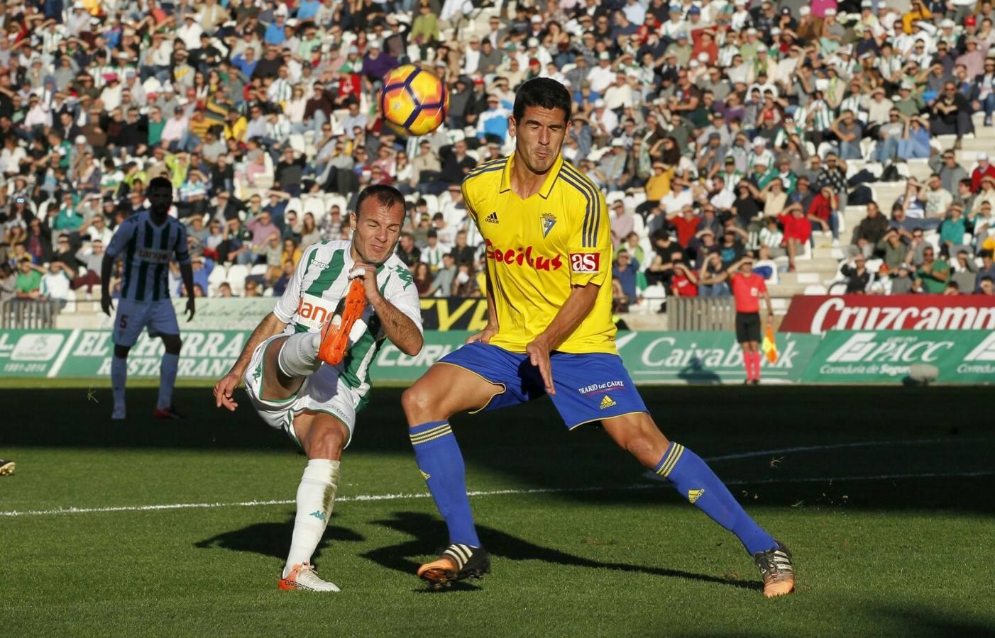 El partido del Cádiz CF frente al Córdoba en imágenes