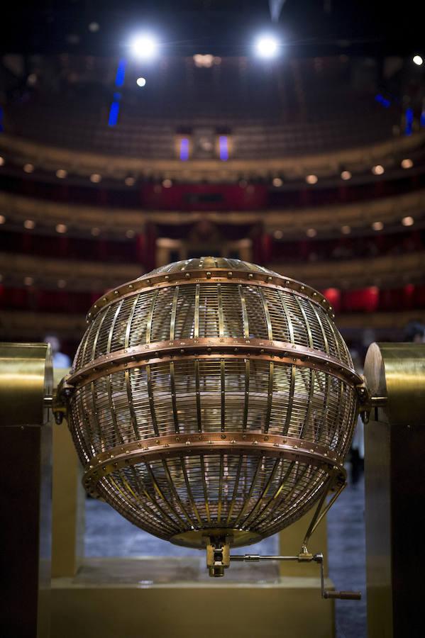 Todo preparado para el Sorteo Extraordinario de Navidad. 