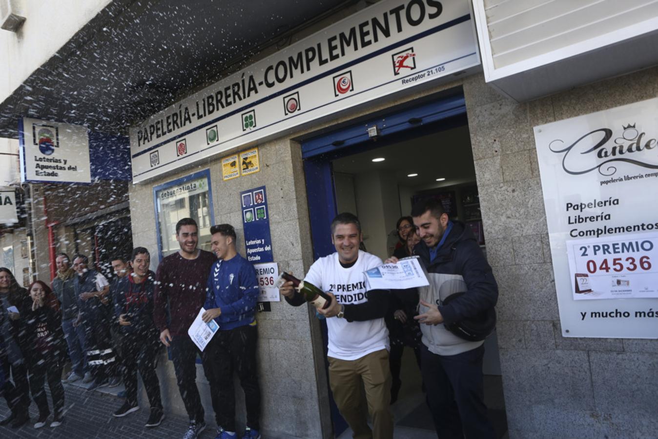 Fotos: Alegría desbordada en Cádiz por el segundo premio