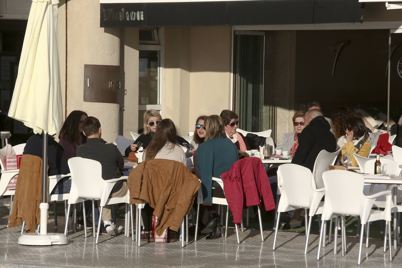 El sol acompaña la Navidad en Cádiz