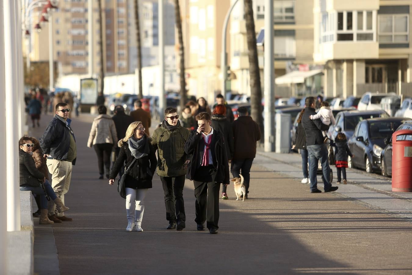 El sol acompaña la Navidad en Cádiz