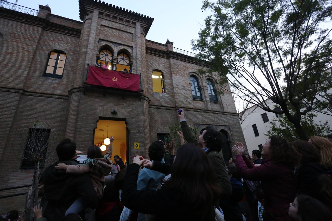 El Heraldo del Porvenir recorre las calles del barrio