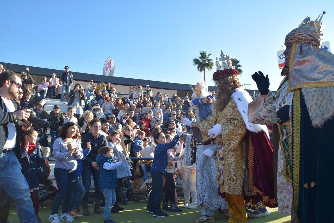 FOTOS: El paso de los Reyes Magos por las ciudades de la Bahía