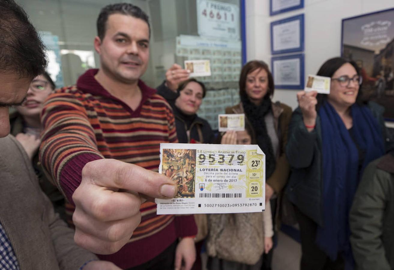 El segundo premio tan repetartido también se ha dejado caer en Murcia. 