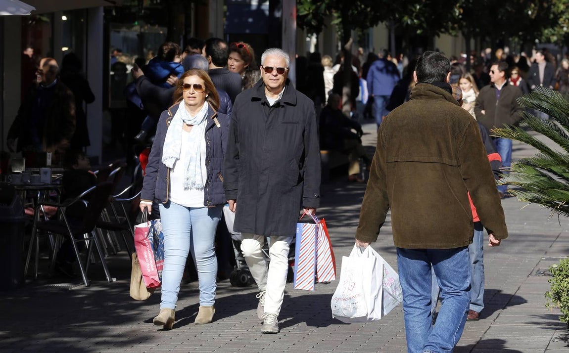 Las mejores imágenes de la fiebre de las rebajas que no cesa