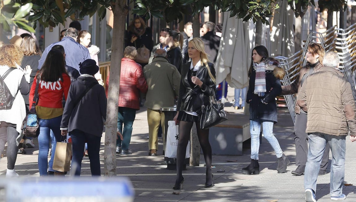 Las mejores imágenes de la fiebre de las rebajas que no cesa