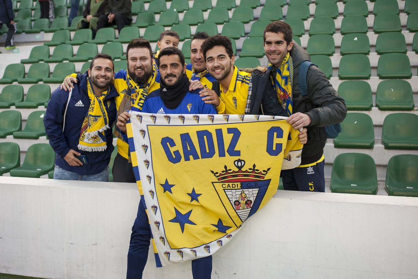 El Cádiz C.F. gana en Elche (2-3)