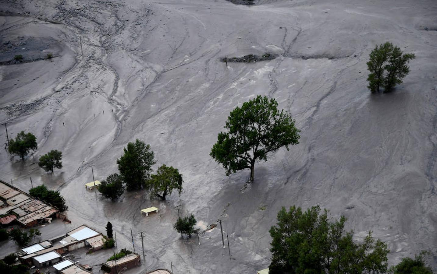 Un descomunal alud de tierra obliga a suspender la novena etapa del Dakar