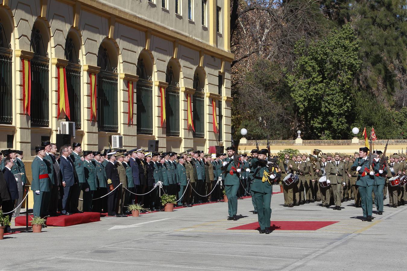 La toma de posesión del nuevo jefe de la Guardia Civil, en imágenes