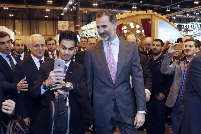 Los Reyes inauguran Fitur