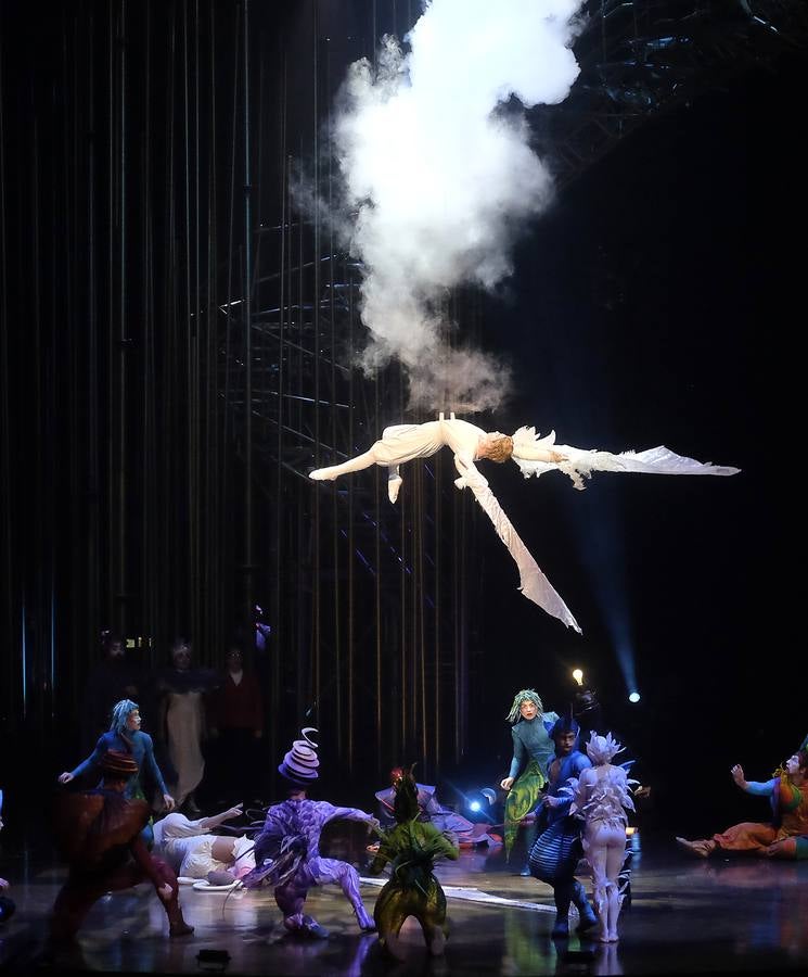 El espectáculo «Varekai» del Circo del Sol, en imágenes