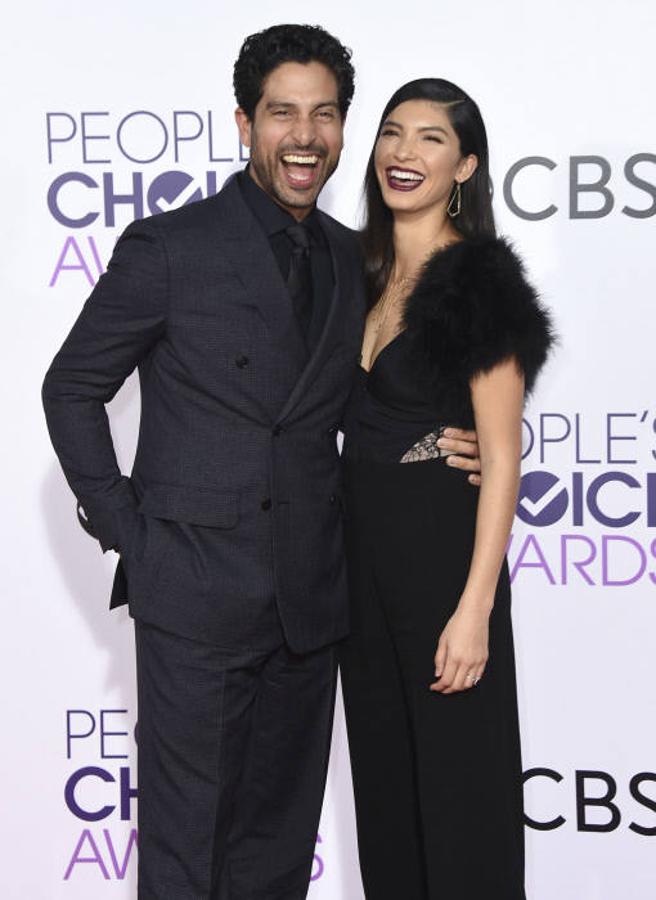 El intérprete Adam Rodríguez y su mujer, Grace Gail. 