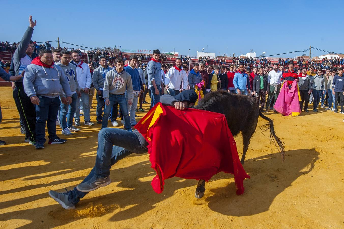 Chupinazo en La Puebla del Río en honor de San Sebastián