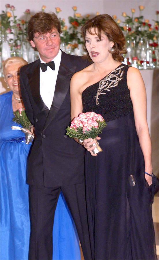 Carolina de Mónaco y Ernesto de Hannover. 