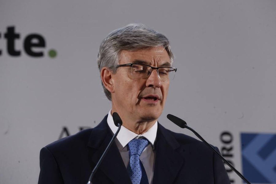 Fernando Ruiz, presidente de Deloitte, durante su intervención en el Foro ABC. 