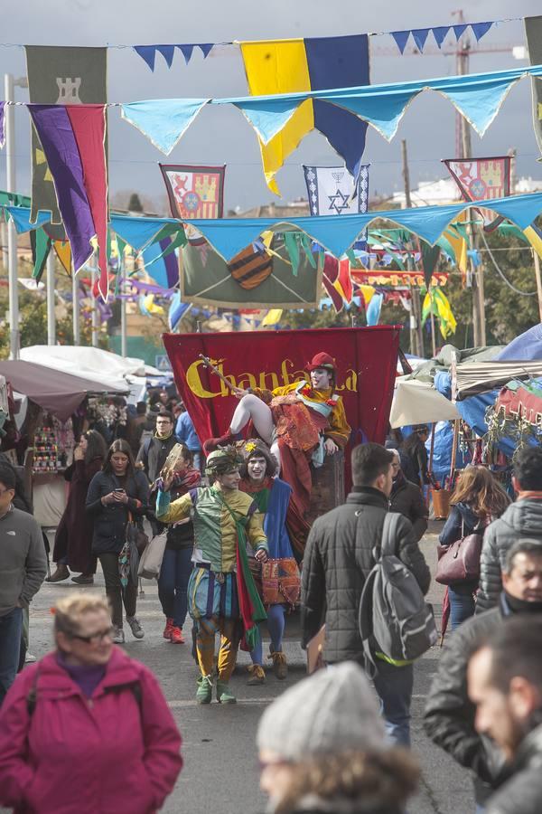 La primera jornada del mercado medieval, en imágenes