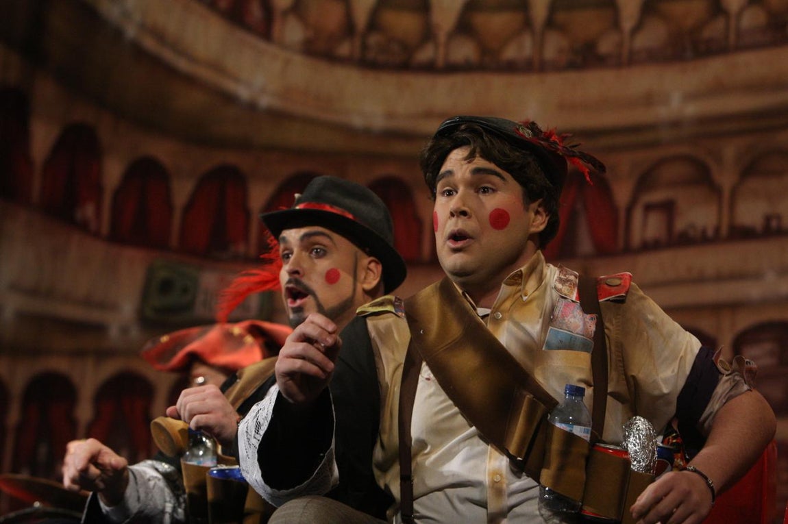 Fotos: Chirigota Los del lado oscuro... Cai!