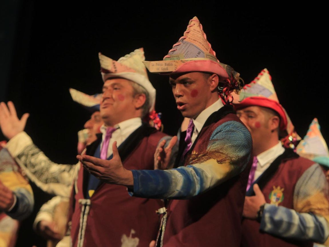 Fotos: Comparsa Enséñame Cai en el COAC 2017