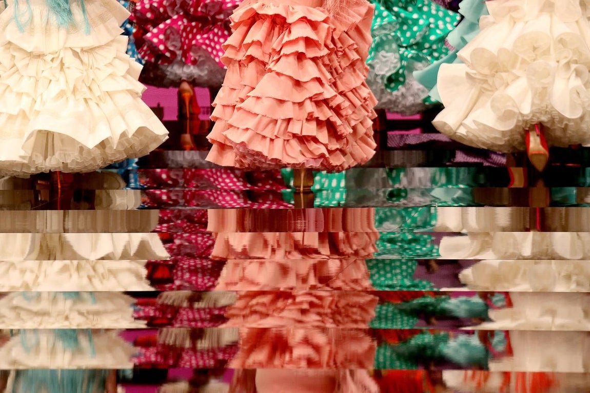 Primeros desfiles del salón de moda flamenca, SIMOF 2017
