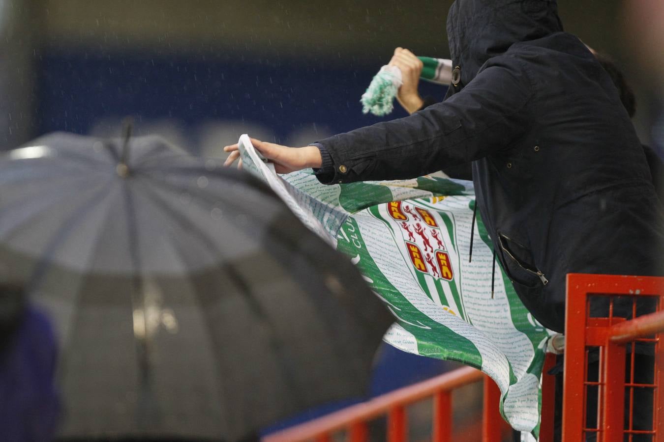 La tormenta para el Córdoba en Lugo, en imágenes