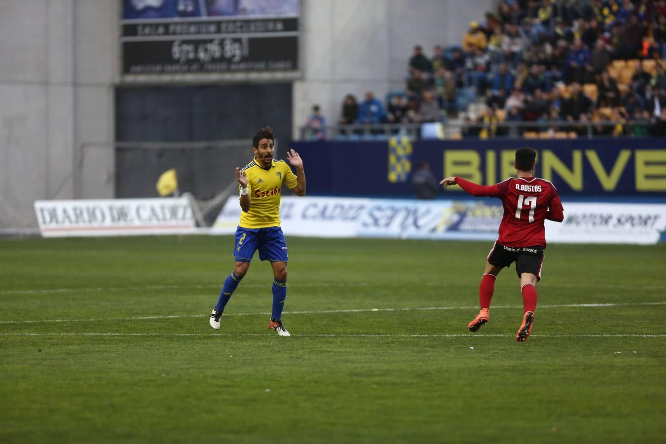 Cádiz C.F. - Mirandés (2-1)