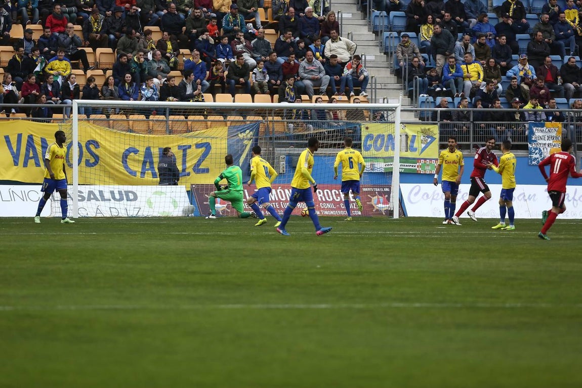 Cádiz C.F. - Mirandés (2-1)