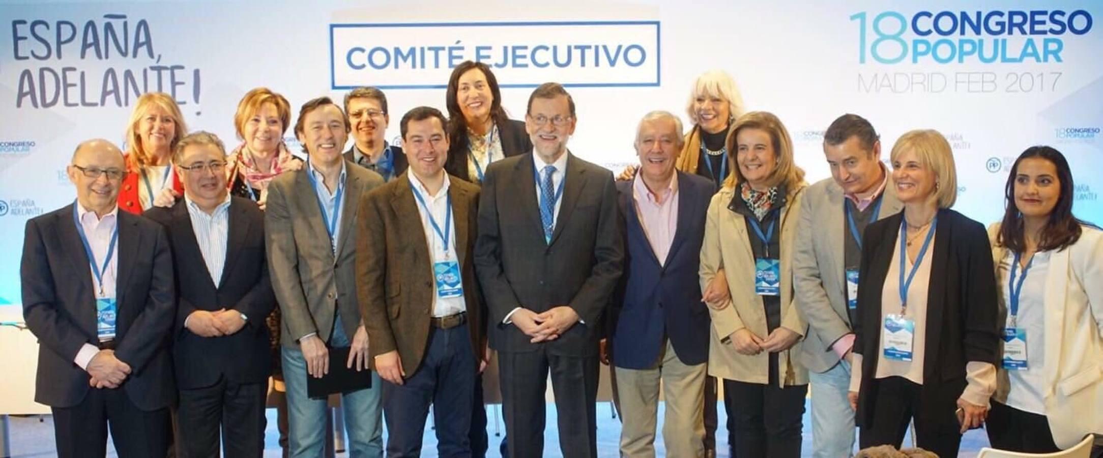 El Congreso del PP, fotografiado por los compromisarios cordobeses