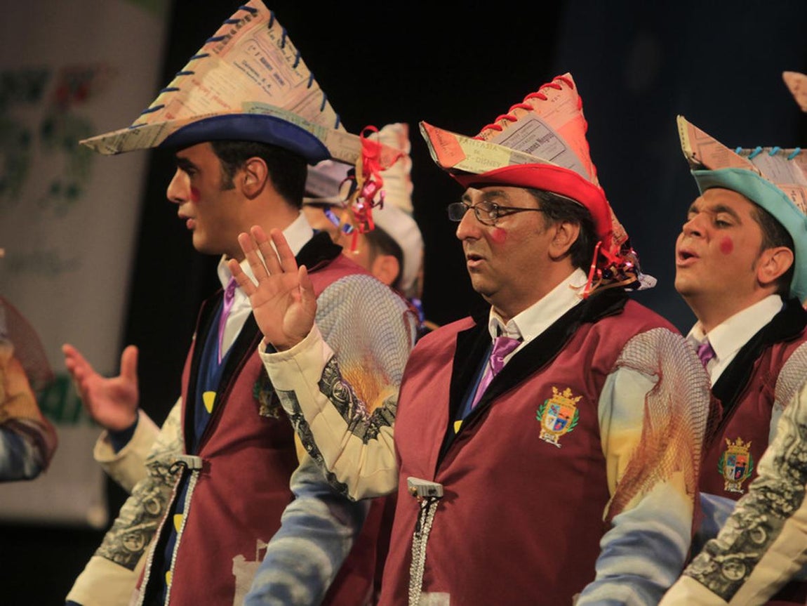 Fotos: Comparsa Enséñame Cai en el COAC 2017