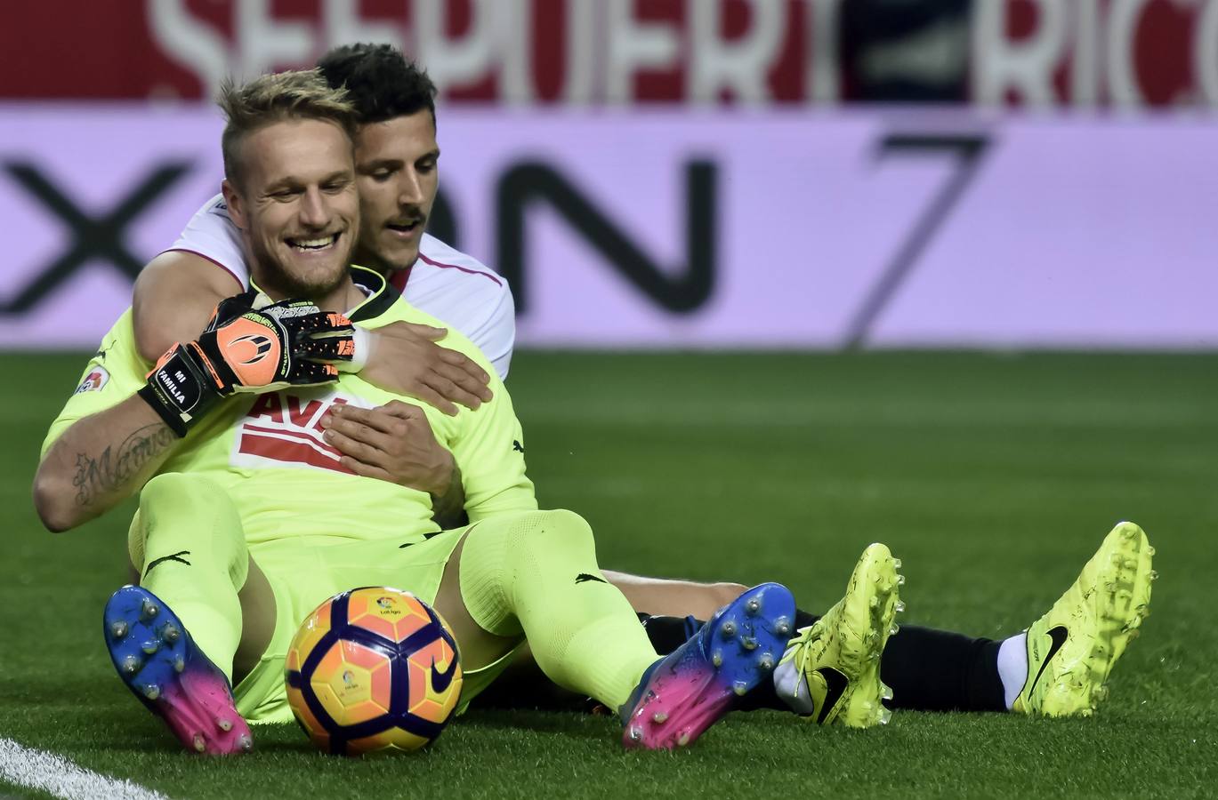 El Sevilla se anota tres puntos en casa ante el Eibar